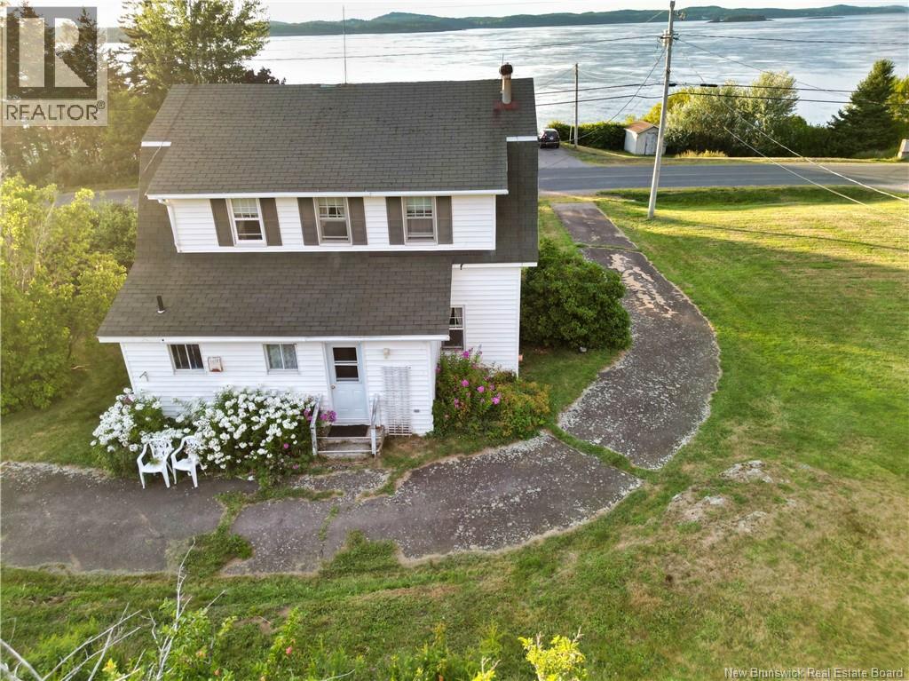 744 North Road - Image 24