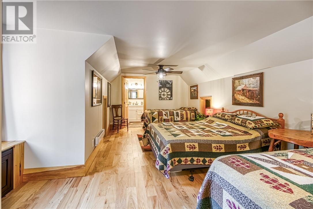 436 Fox Road - Image 36
