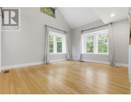 12 Vincent Street, Newmarket, ON L3Y4G2 Photo 22