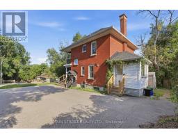 12 Vincent Street, Newmarket, ON L3Y4G2 Photo 32