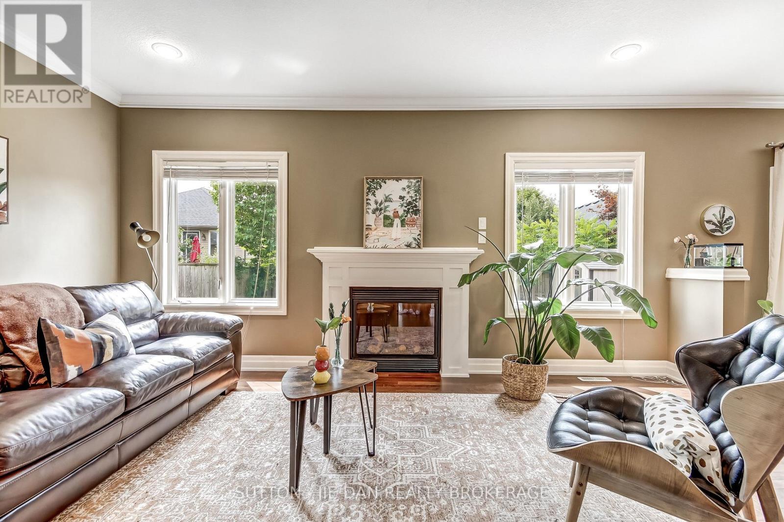 4 bedroom Single Family interior view, 1511 CORONATION Drive, London North (North I), Ontario
