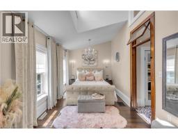 2pc Bathroom - 220 Sheridan Street, Brantford, ON N3S4R1 Photo 15