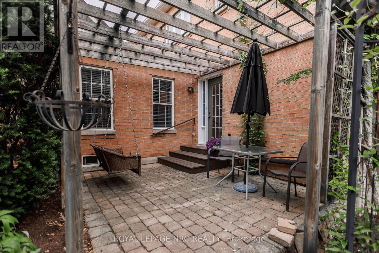 111 COLE CRESCENT - 25