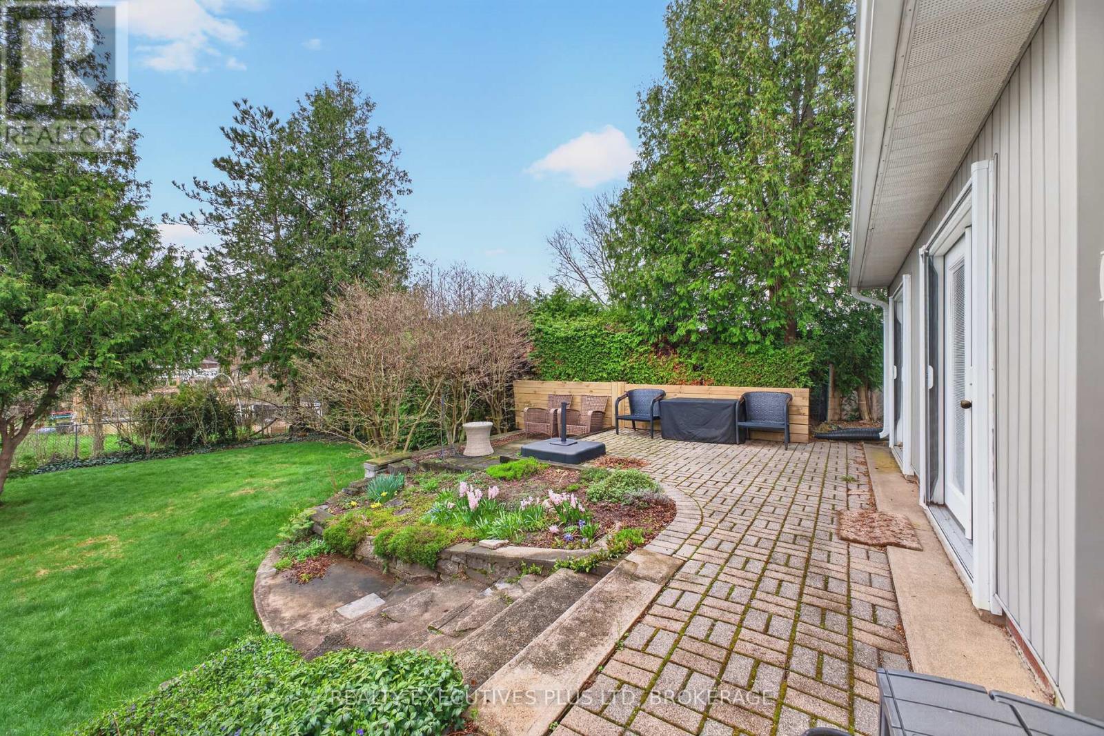 6410 SHERWOOD ROAD - Image 40