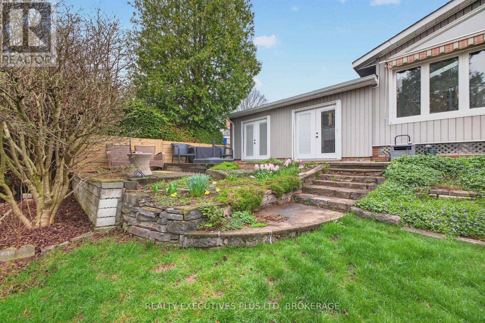 6410 SHERWOOD ROAD - Image 41