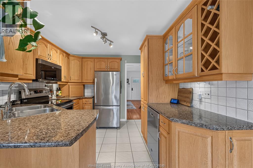 2259 LINCOLN - Image 12