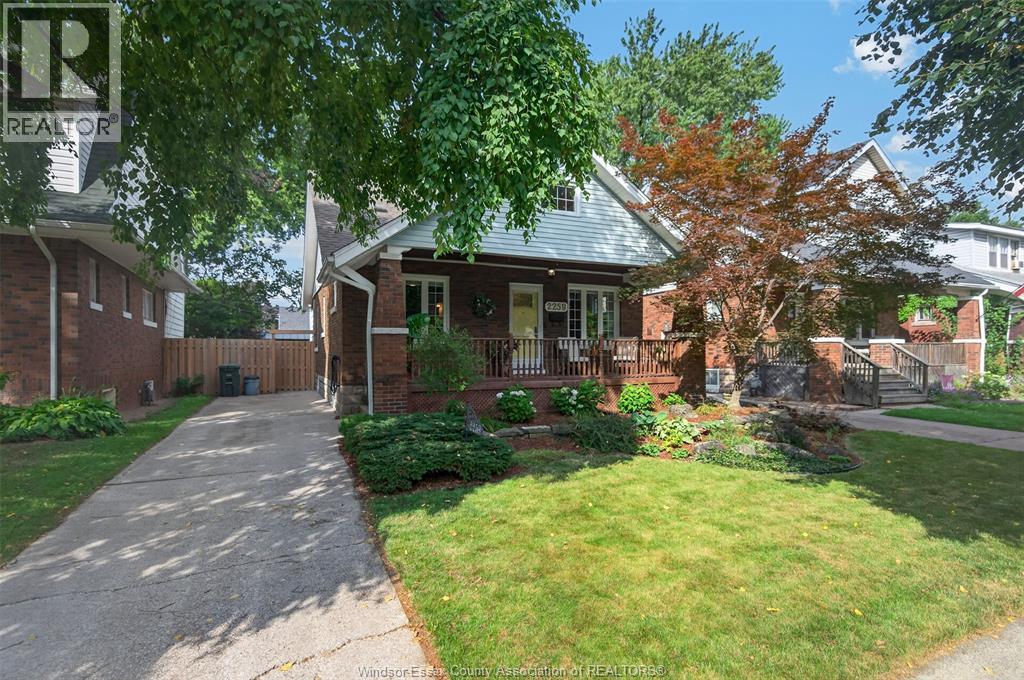 2259 LINCOLN - Image 3