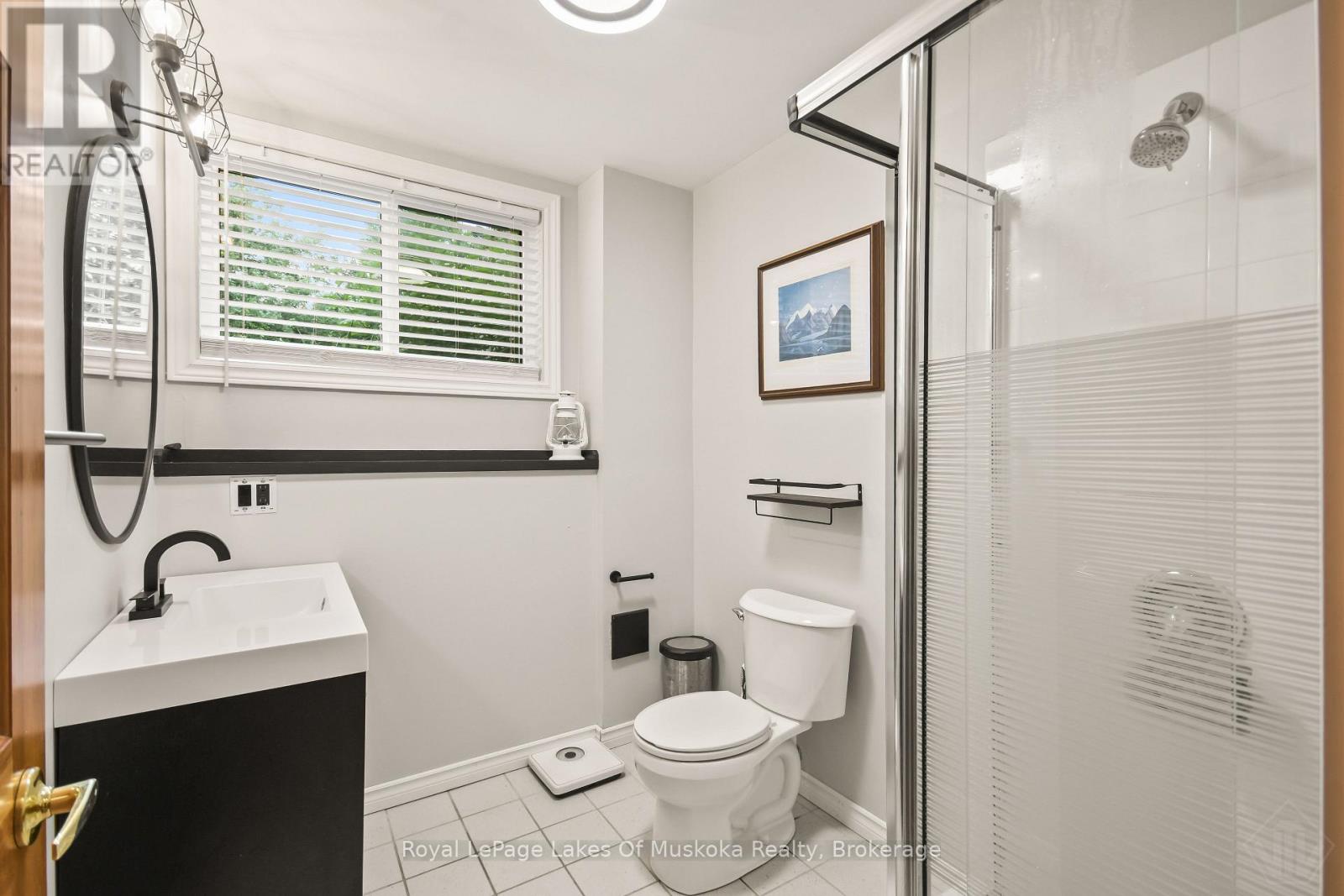 45 KEVIN CRESCENT - 19