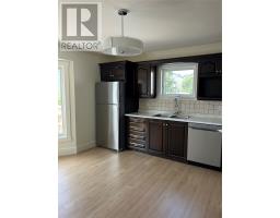 63 Frontenac Avenue thumbnail 3