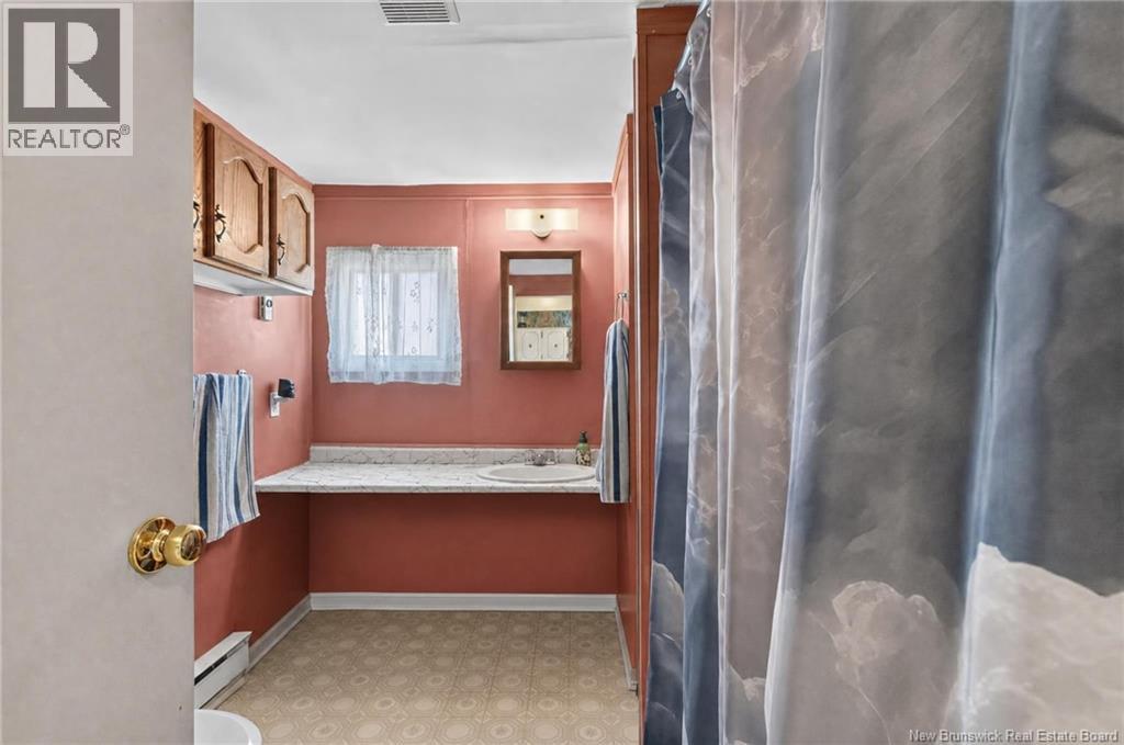 38 Tulip Drive - Image 10