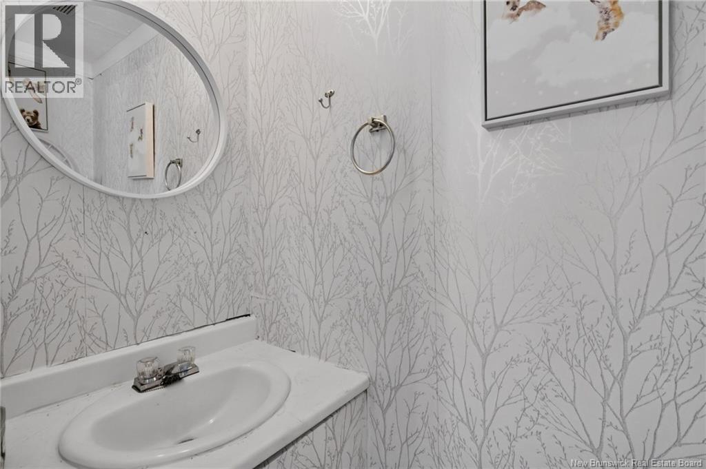 38 Tulip Drive - Image 25