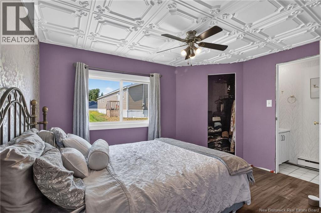 38 Tulip Drive - Image 23