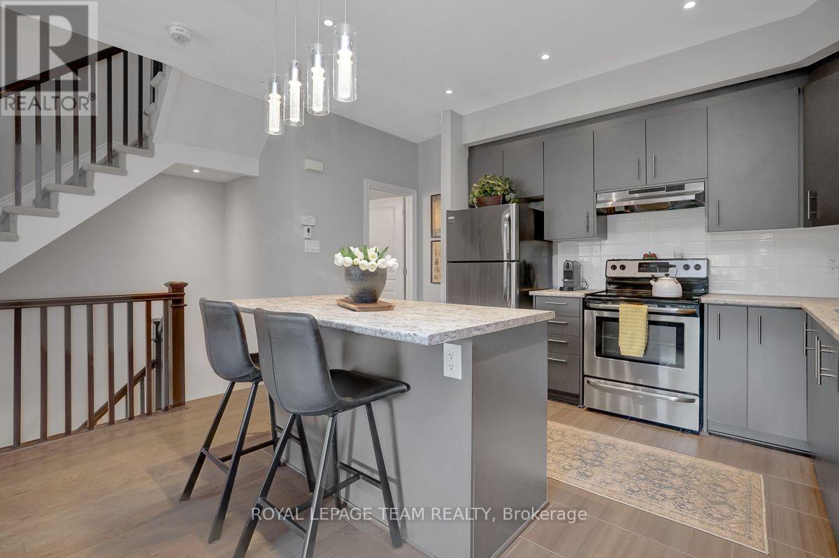 2 Bed, 3 Bath House for Sale in Ottawa – 206 LEATHER LEAF TERRACE, Ottawa – MLS# X13681610 - Image 8
