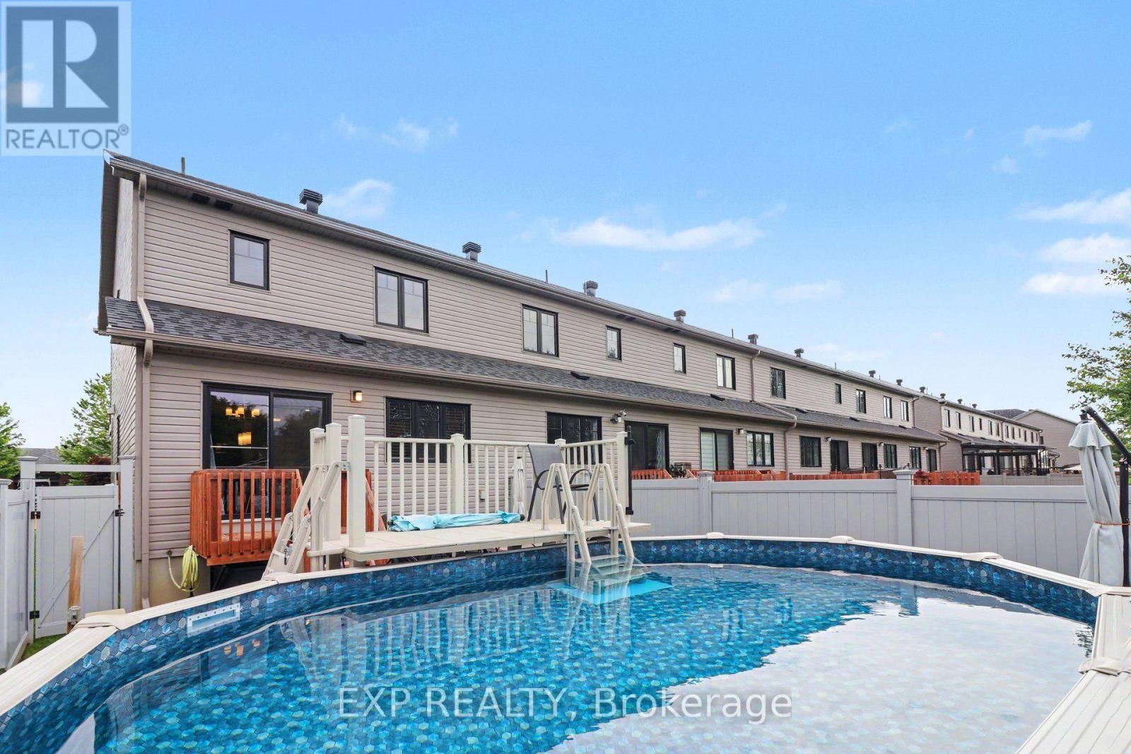 3 Bed, 4 Bath House for Sale in Russell – 138 SAINT MALO PLACE, Russell – MLS# X13681656 - Image 26