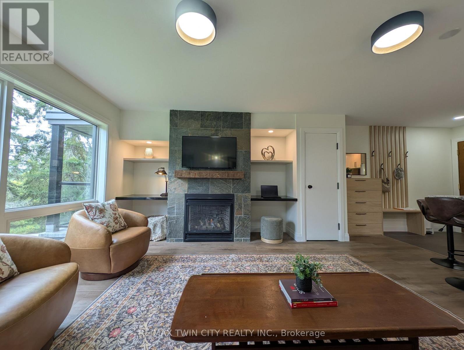#52-105 1235 DEERHURST DRIVE - 5