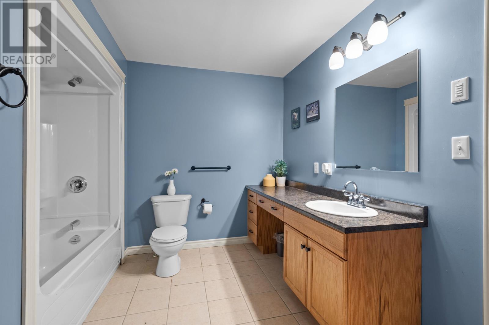 12-2 Elena Court - Image 18