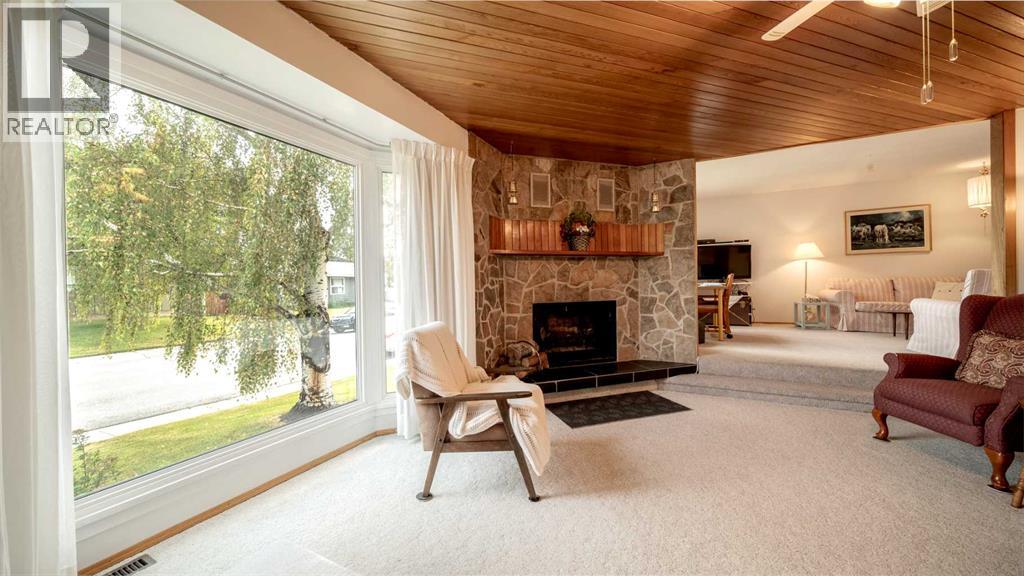 5015 Marchand Crescent NE - 3