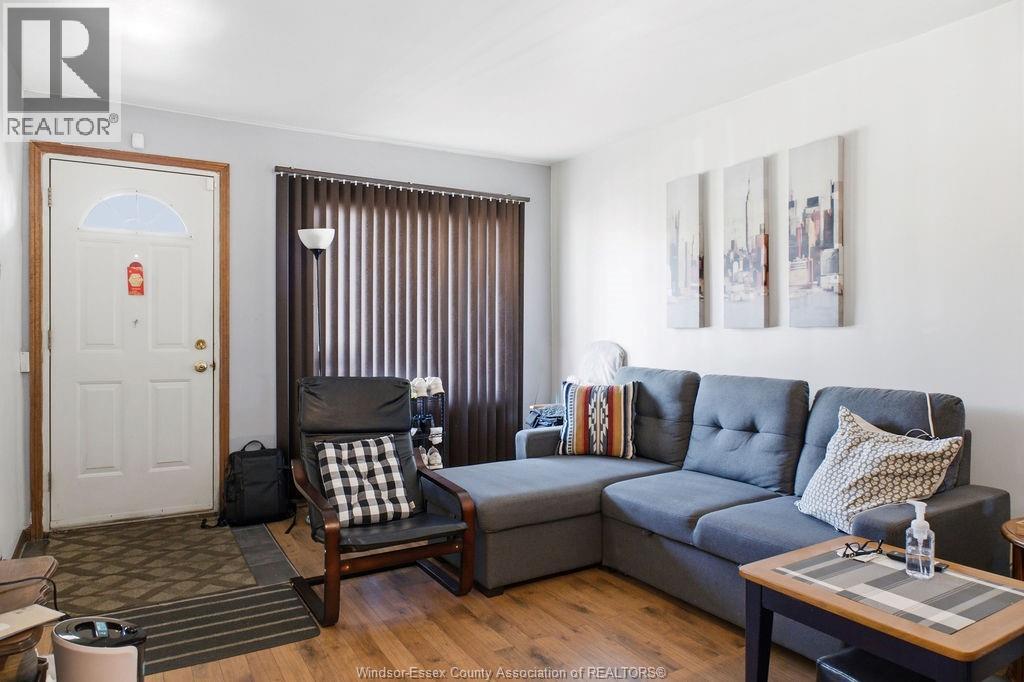 1172 MARION AVENUE - Image 7
