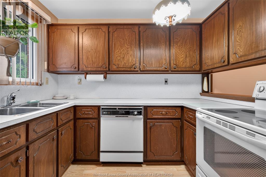 3477 ST PATRICK'S - Image 14