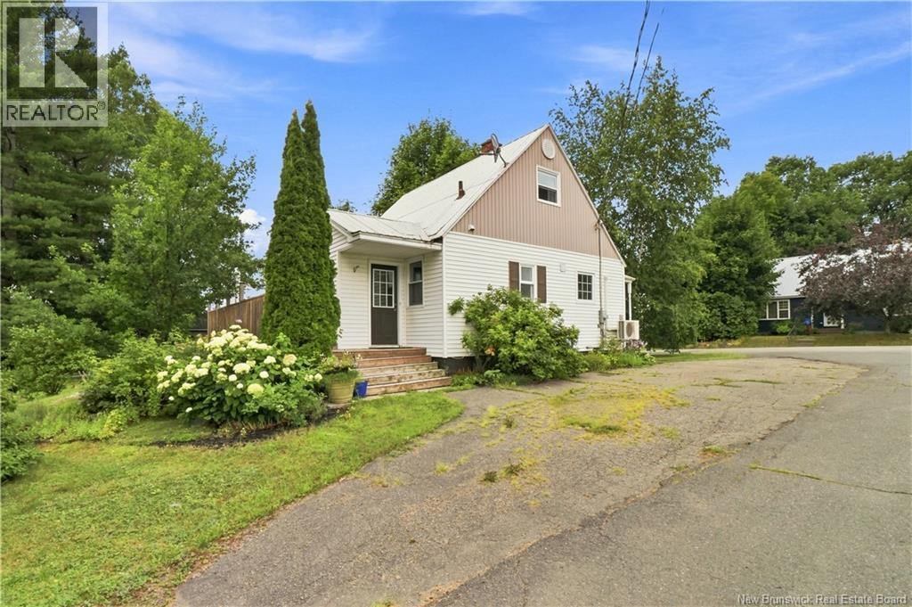 141 St. James Street - 49