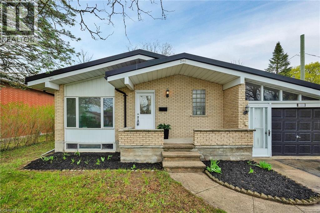 246 HILLCREST Road - 1
