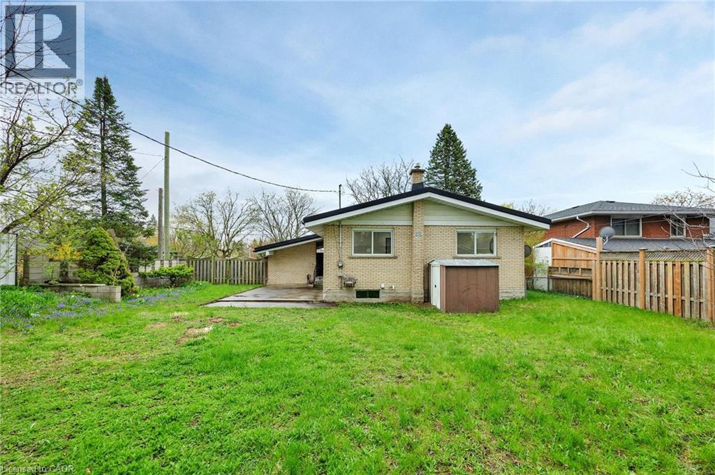 246 HILLCREST Road - Image 34