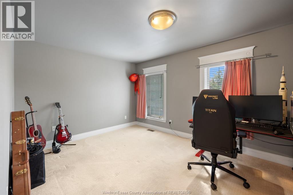 965 WALLACE - Image 23