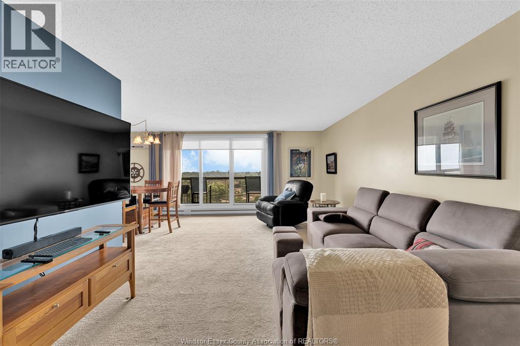 #1121E 9099 RIVERSIDE DRIVE East - 10