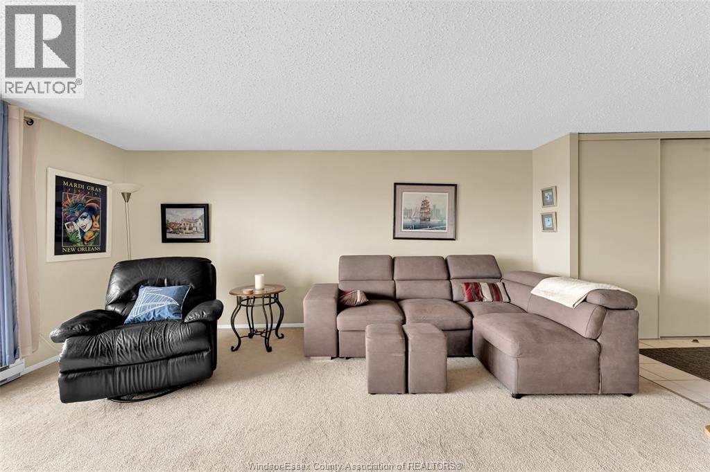 #1121E 9099 RIVERSIDE DRIVE East - Image 11