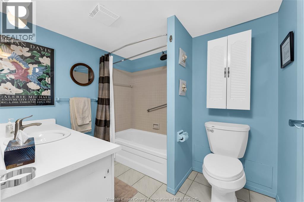 #1121E 9099 RIVERSIDE DRIVE East - 25