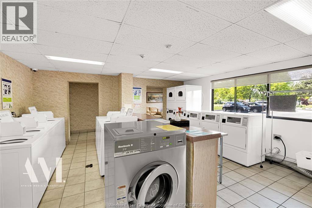 #1121E 9099 RIVERSIDE DRIVE East - 30