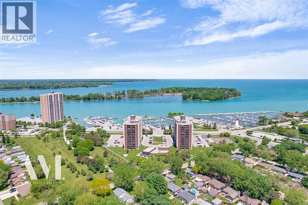 #1121E 9099 RIVERSIDE DRIVE East - 6