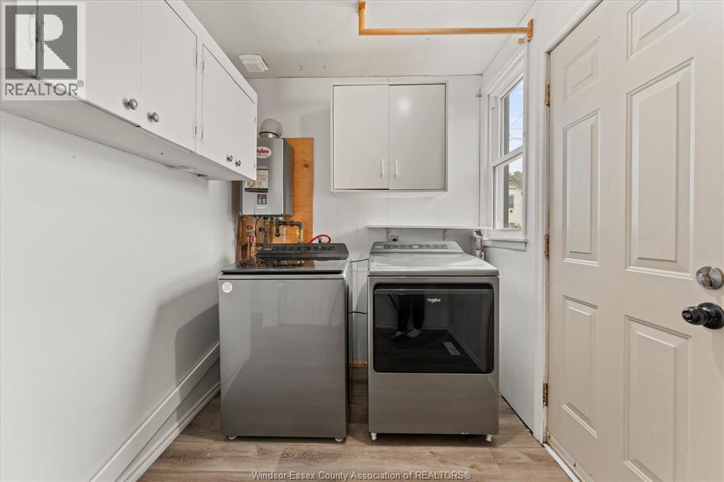 4482 Grand Marais ROAD East - 16