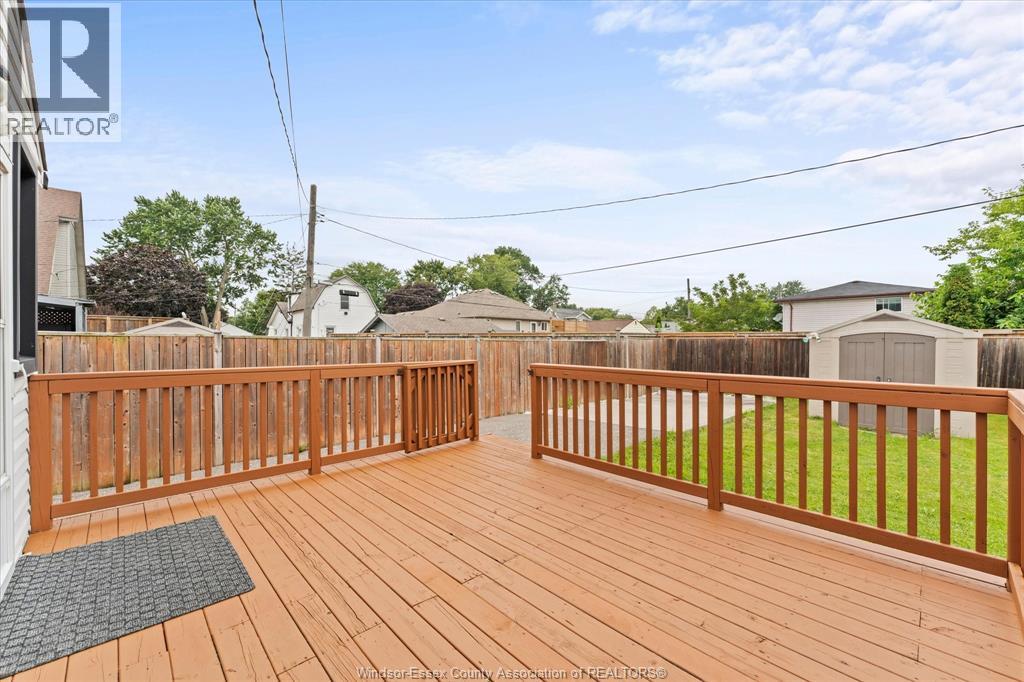 4482 Grand Marais ROAD East - 20