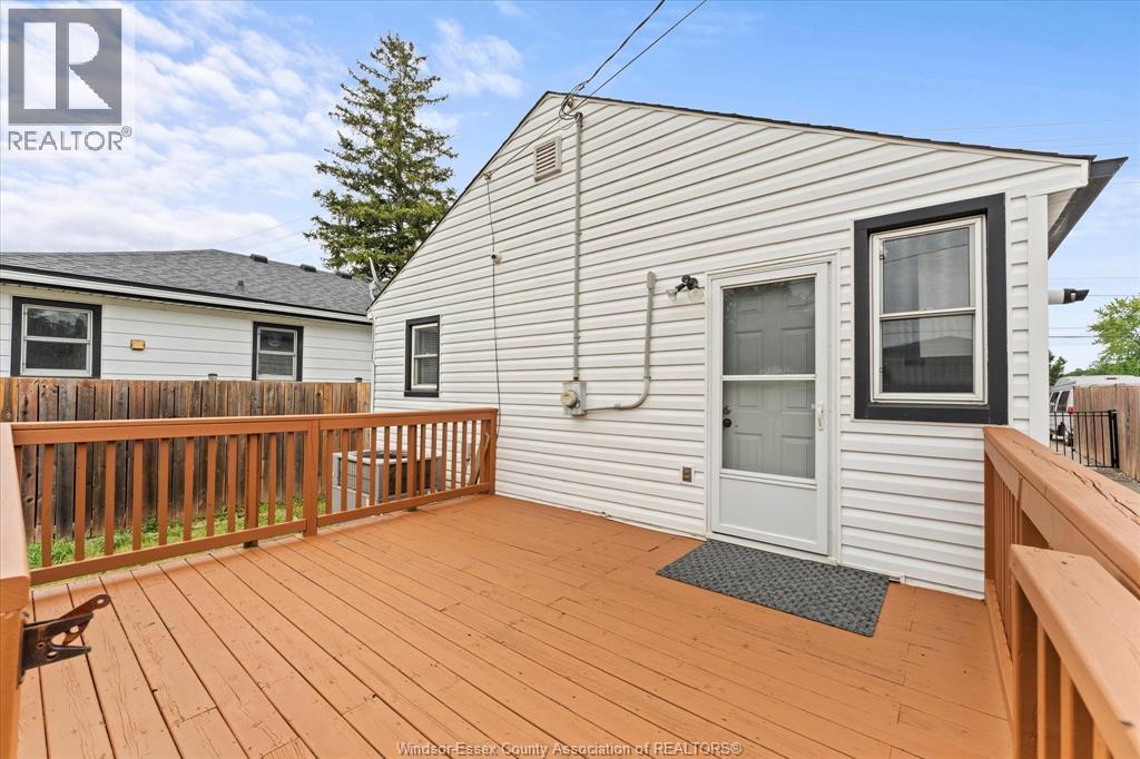 4482 Grand Marais ROAD East - Image 21