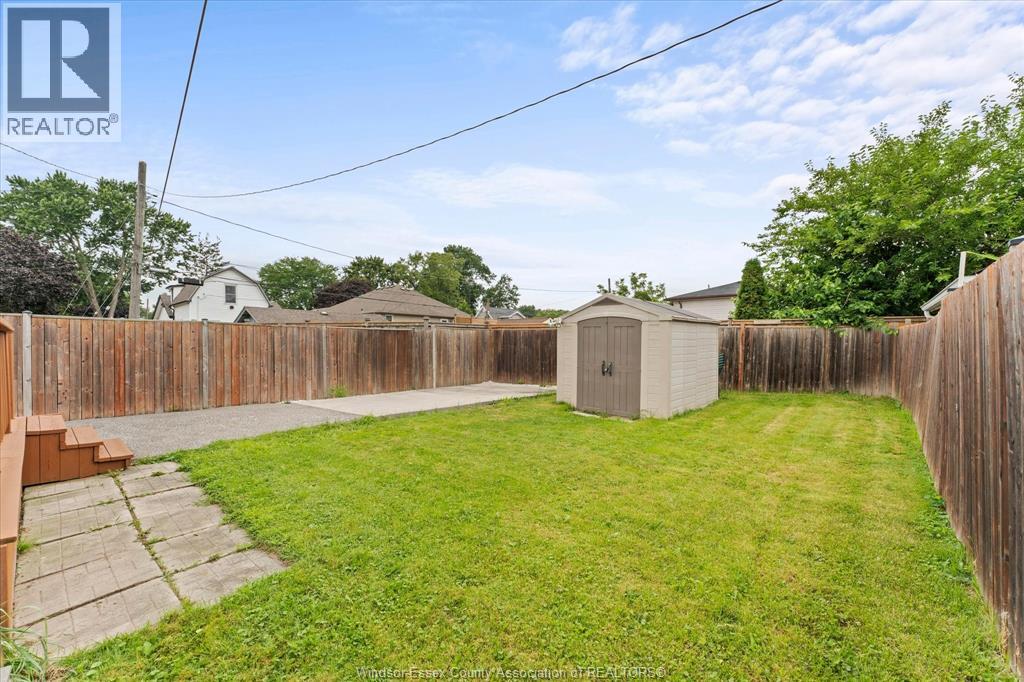 4482 Grand Marais ROAD East - 23