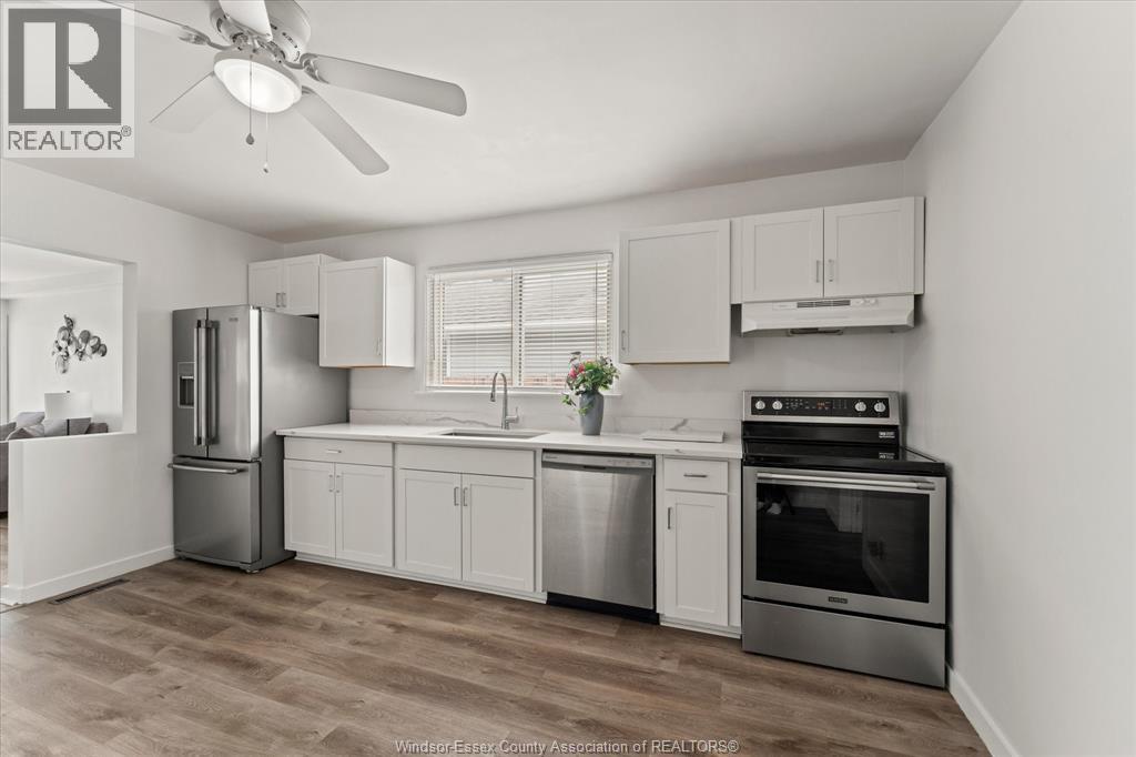 4482 Grand Marais ROAD East - 9