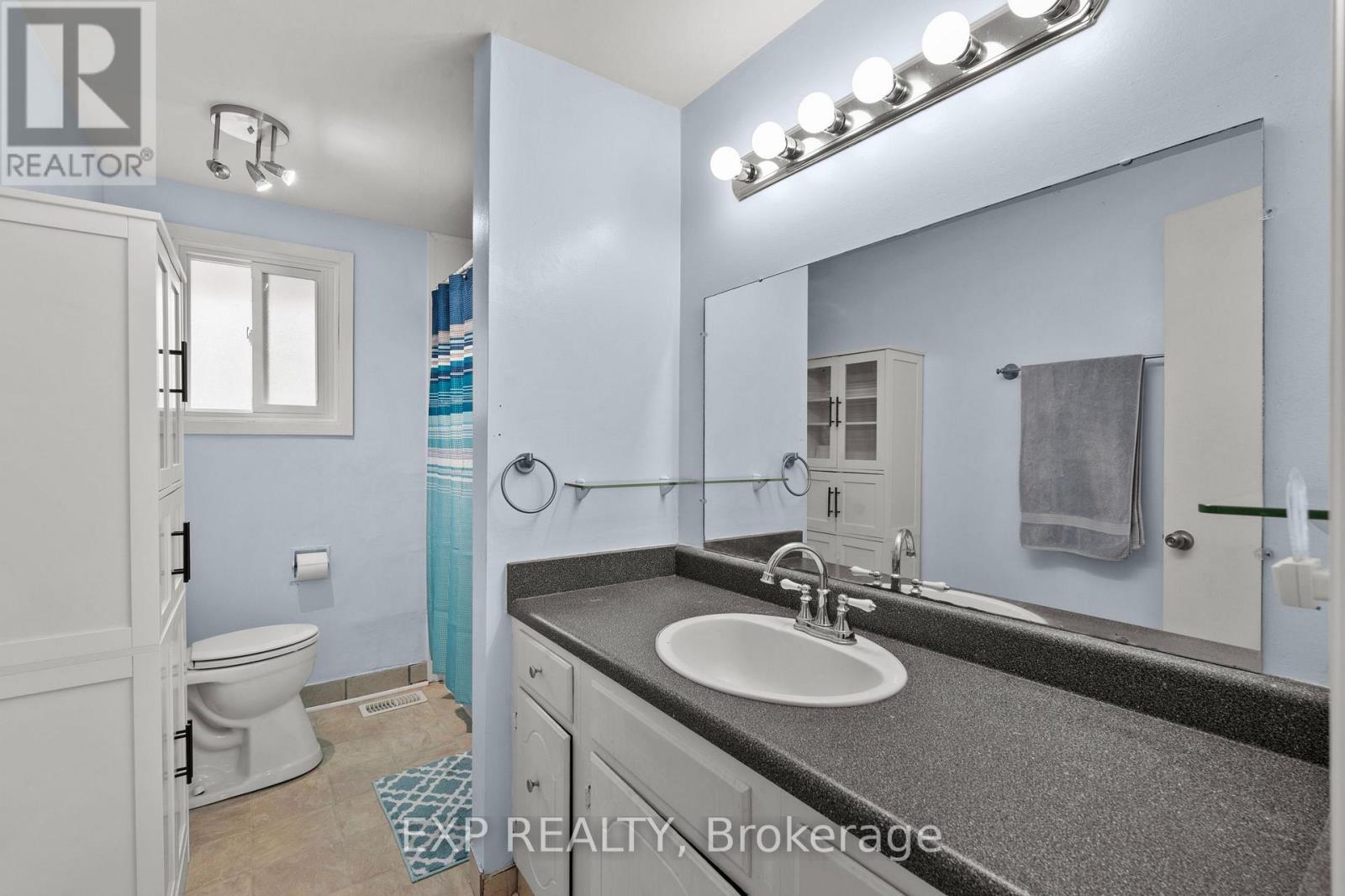 #7 4230 MEADOWVALE DRIVE - Image 16