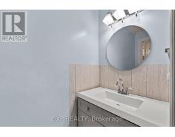 Bathroom - 7 - 4230 Meadowvale Drive, Niagara Falls, ON L2E5W7 Photo 7