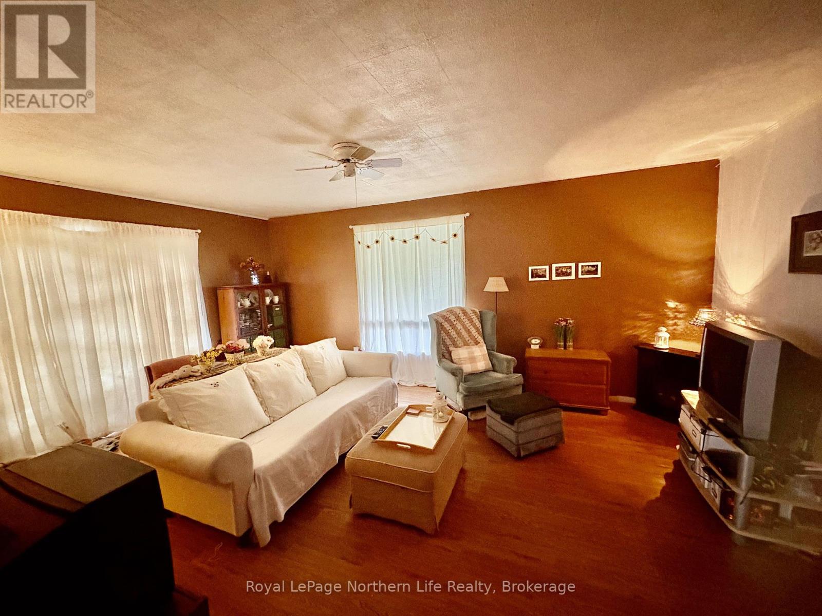 6A & 6B MOUNTAINVIEW DRIVE - Image 26