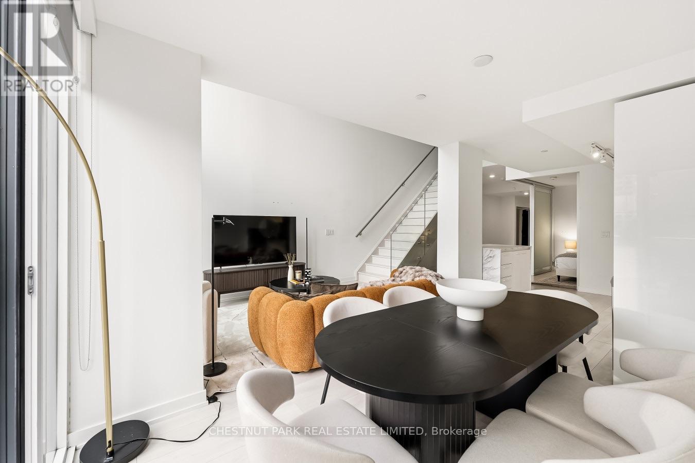 #405 18 MAITLAND TERRACE - 7