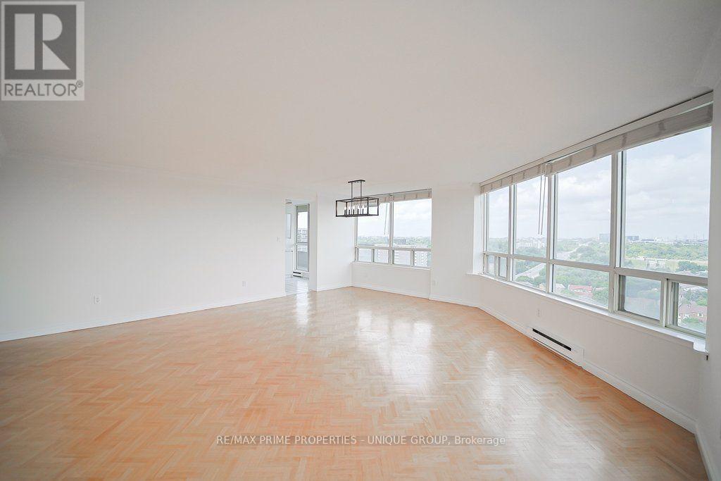 #1408 10 TORRESDALE AVENUE - 33