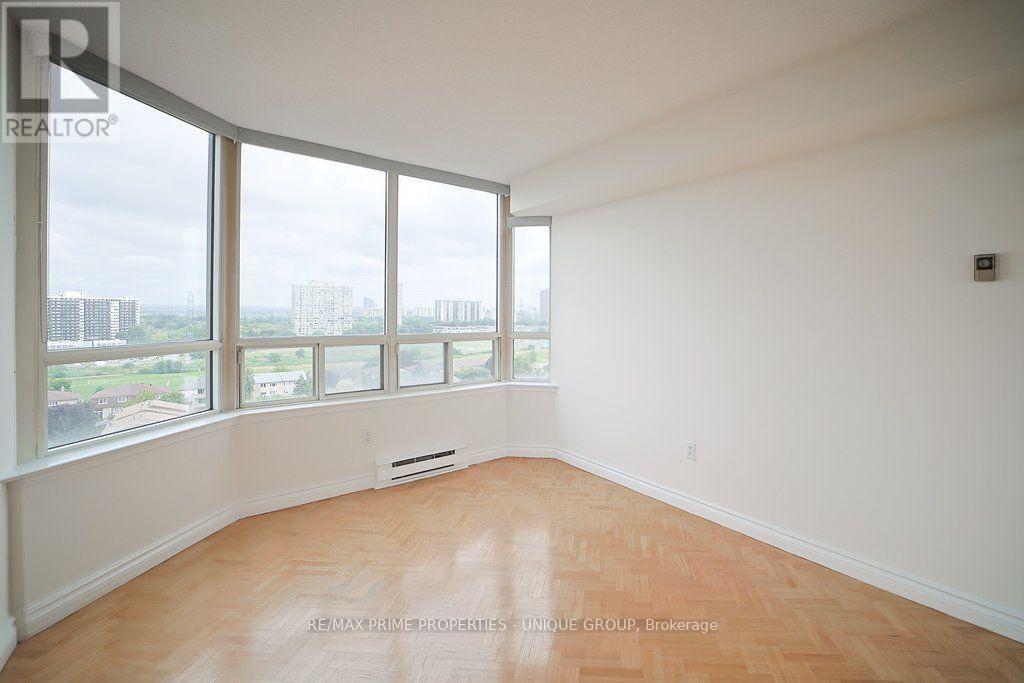 #1408 10 TORRESDALE AVENUE - 37