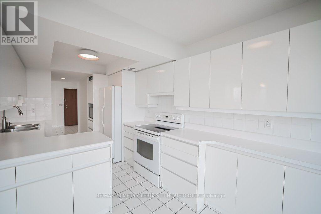 #1408 10 TORRESDALE AVENUE - 41