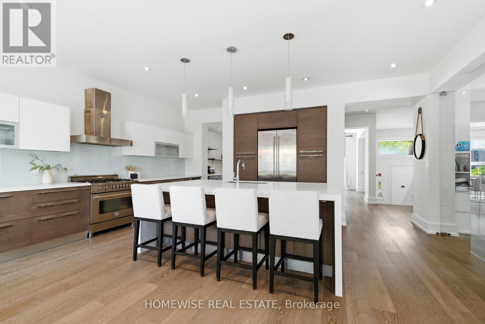 90 MCGILLIVRAY AVENUE - 8