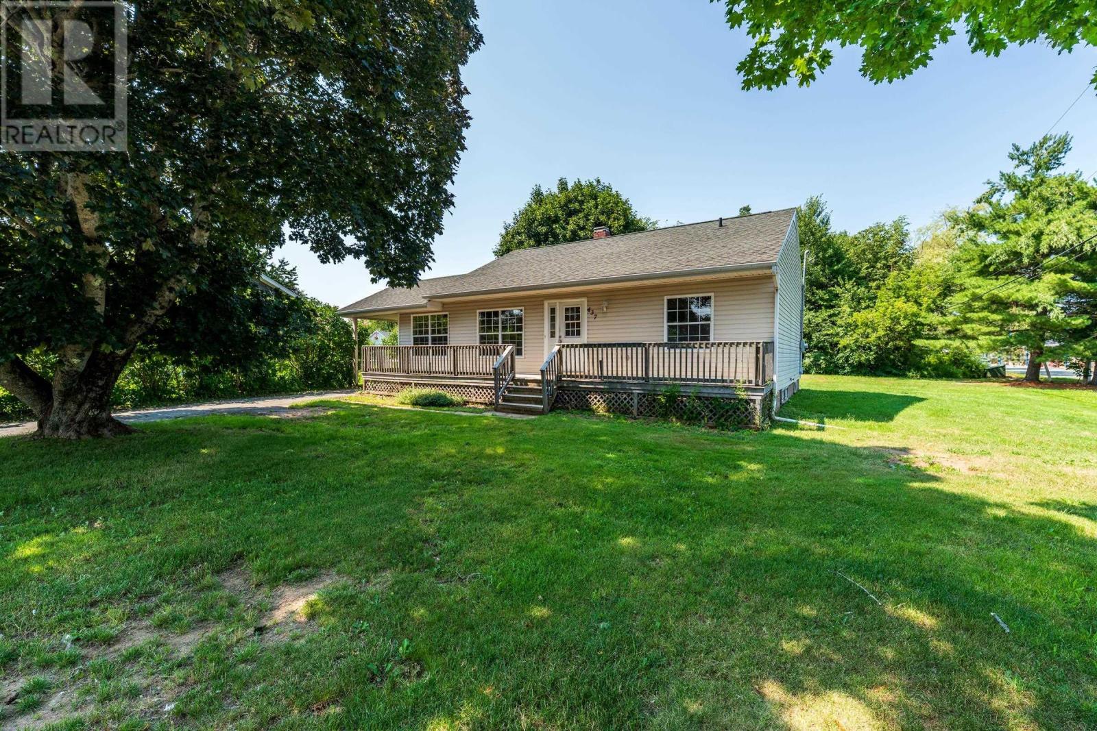 437 Main Street - 2