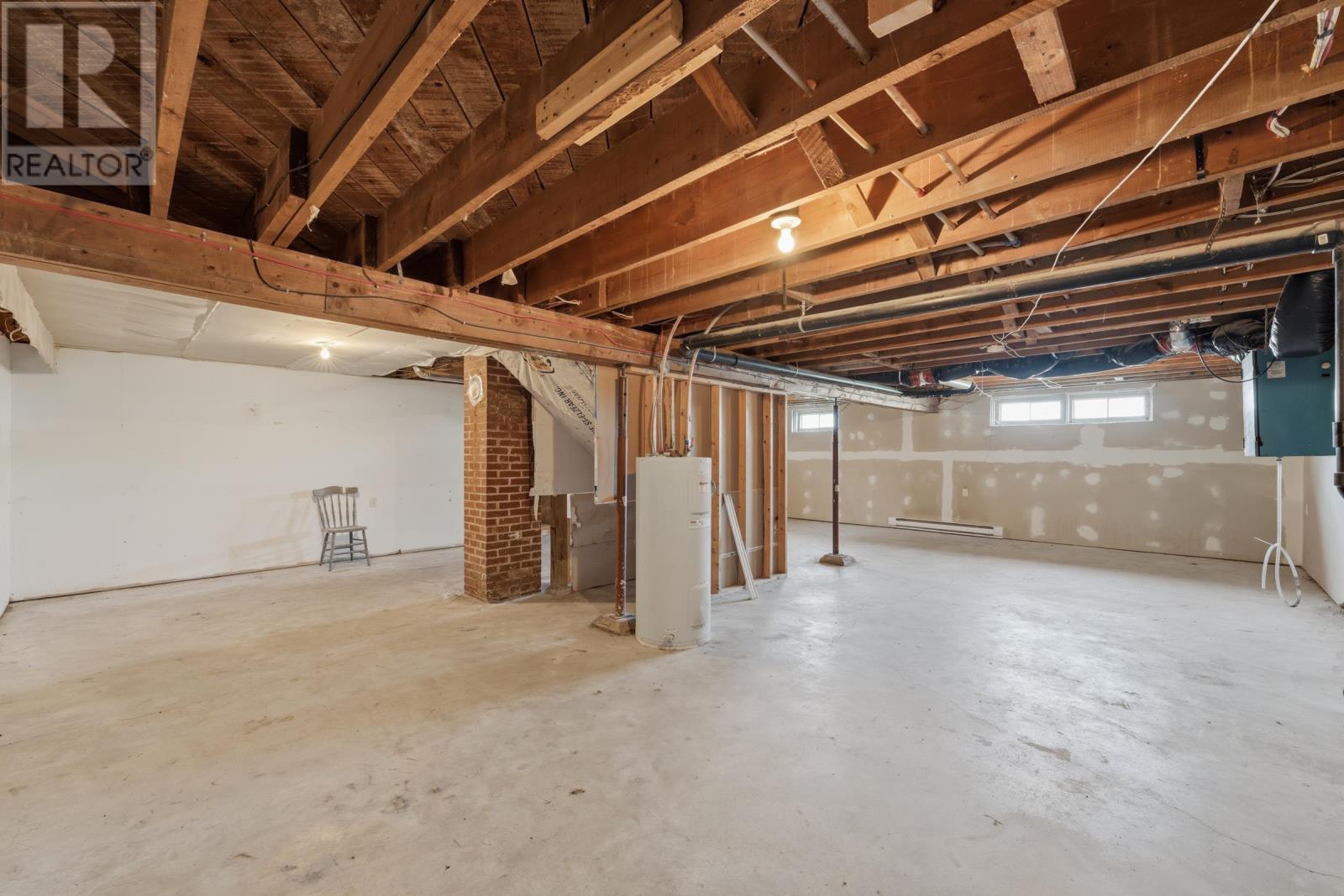 437 Main Street - 35