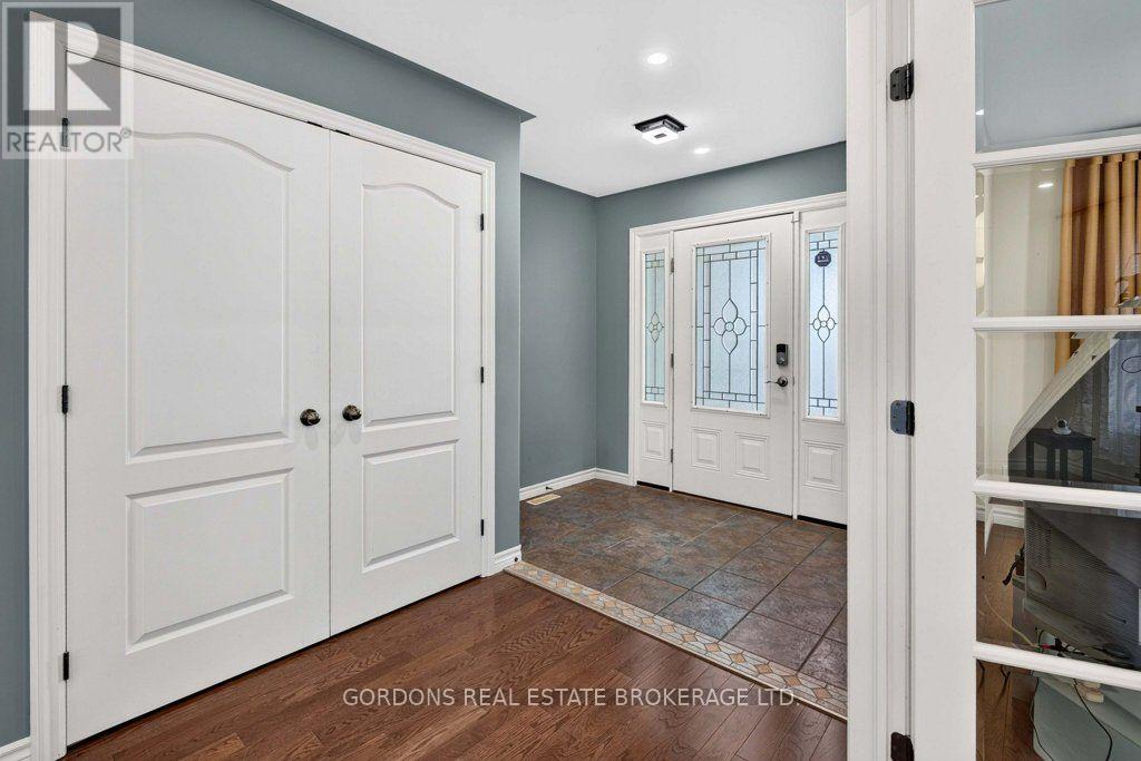 436 BRIDGE STREET W - Image 10