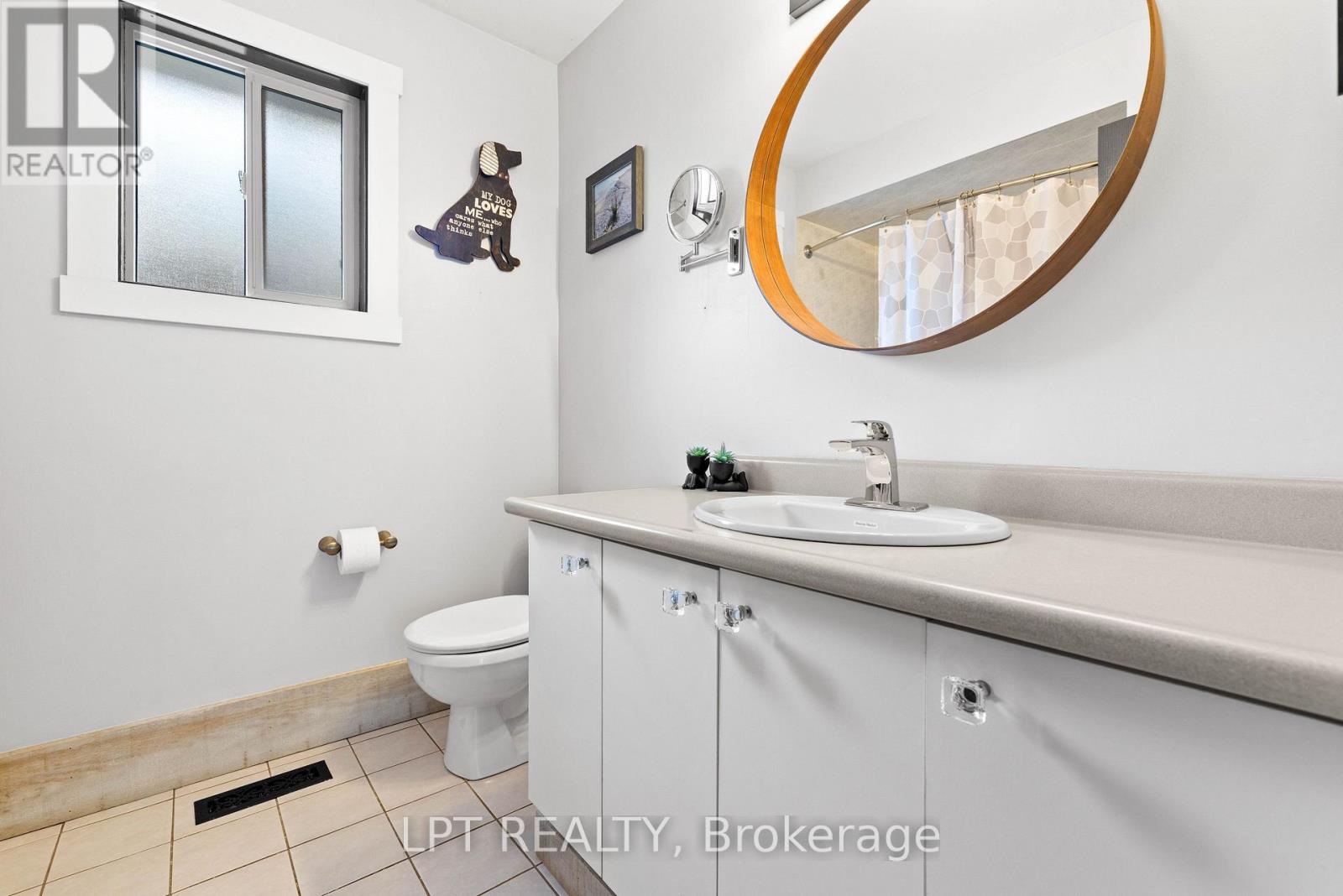 416 FLANAGAN COURT - Image 32