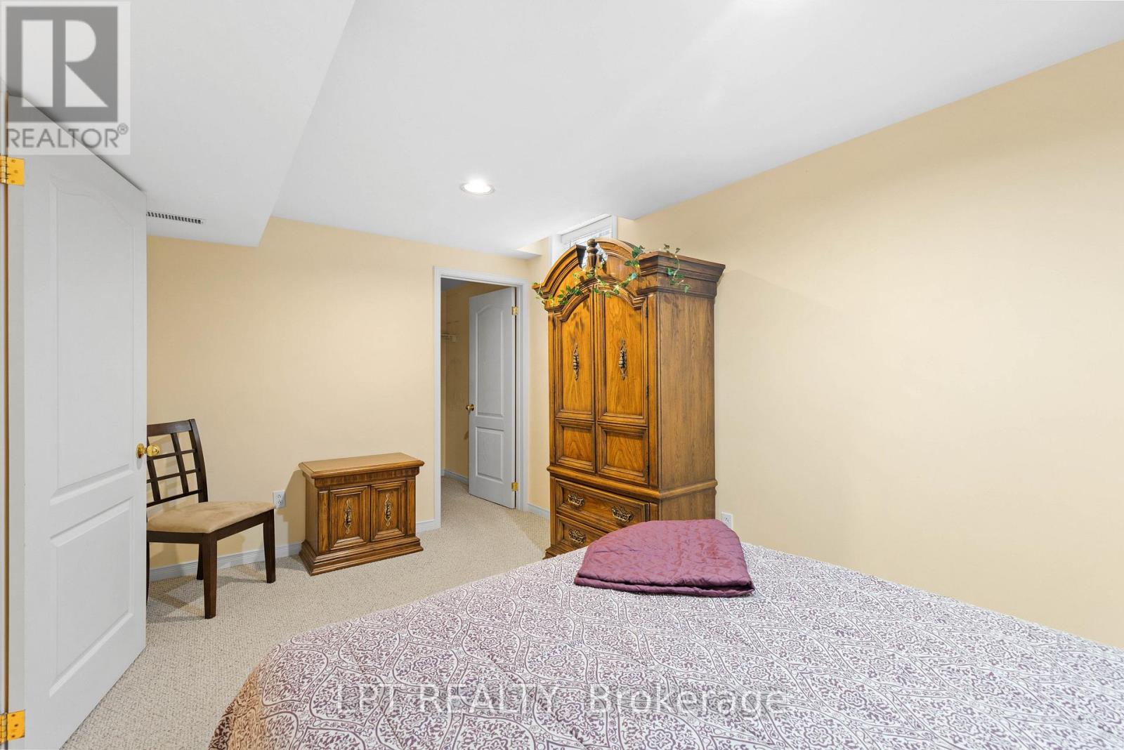 416 FLANAGAN COURT - Image 38